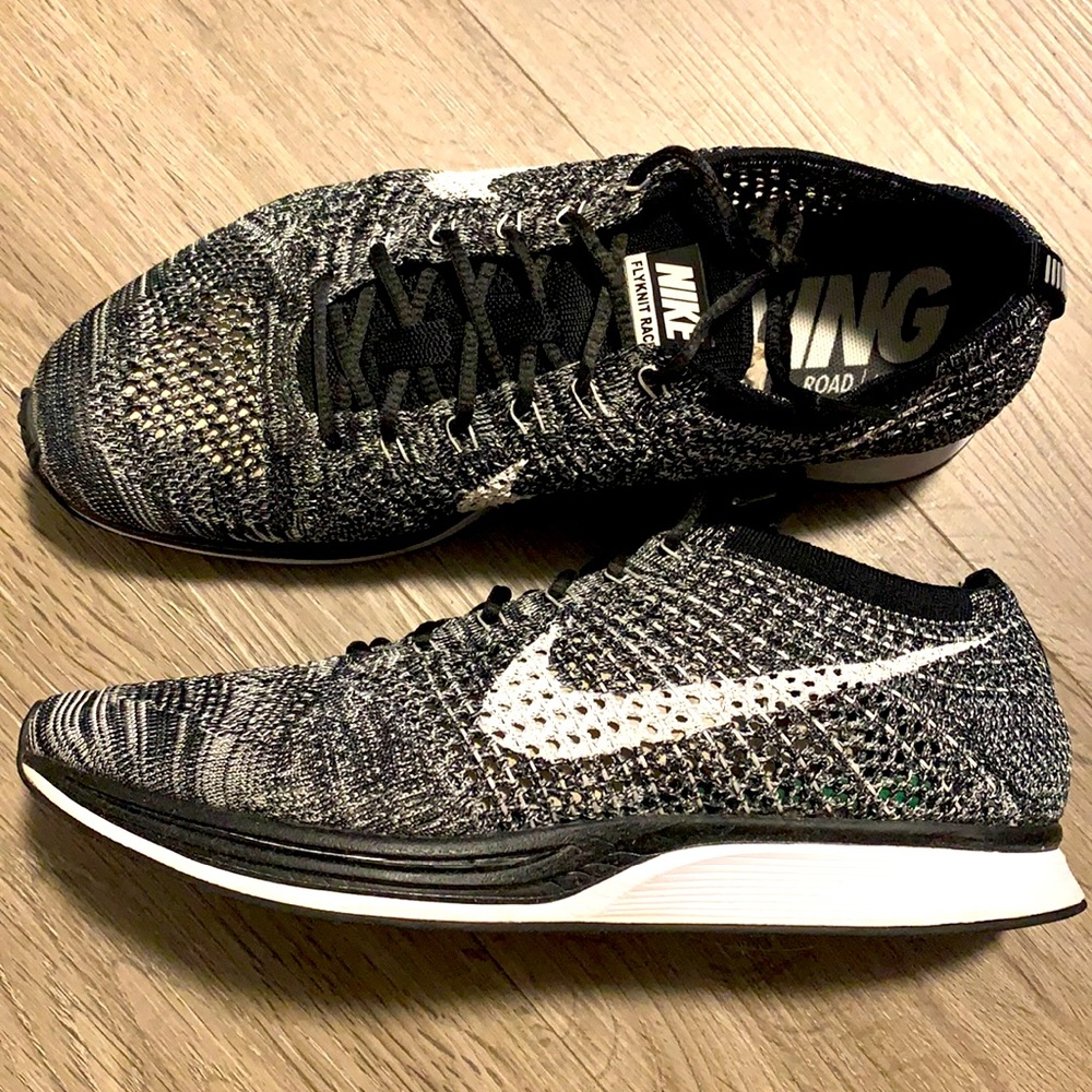 Nike Flyknit Racer - Men’s size 9